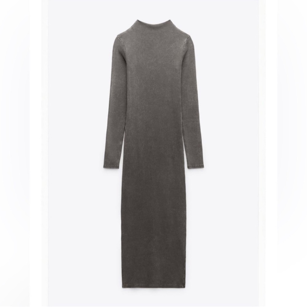 NWT WASHED EFFECT FITTED DRESS - Gray NWT
I ZARA Size Medium
